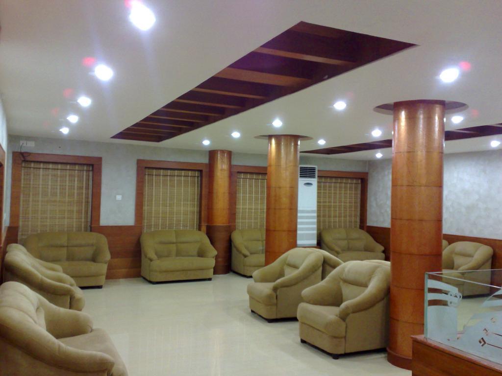 Hotel Kpm Regency Palakkad Habitación foto