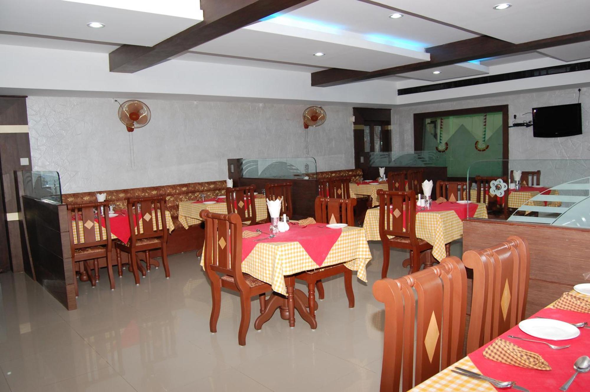 Hotel Kpm Regency Palakkad Habitación foto