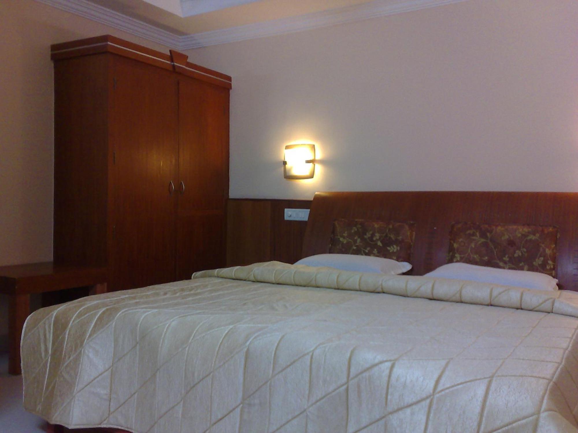 Hotel Kpm Regency Palakkad Habitación foto