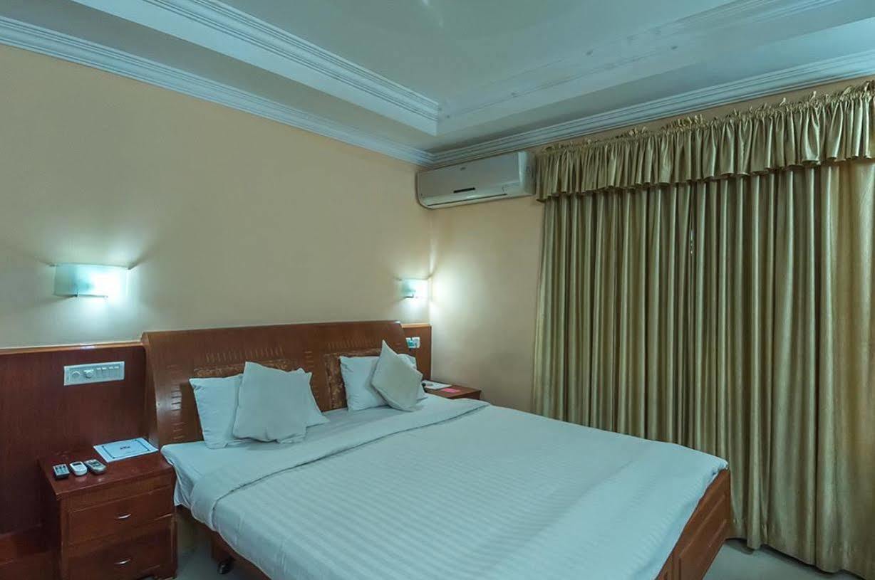 Hotel Kpm Regency Palakkad Exterior foto